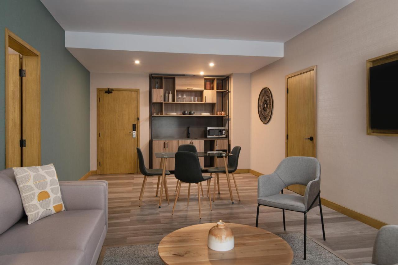 Hotel Courtyard By Marriott Santo Domingo Esterno foto