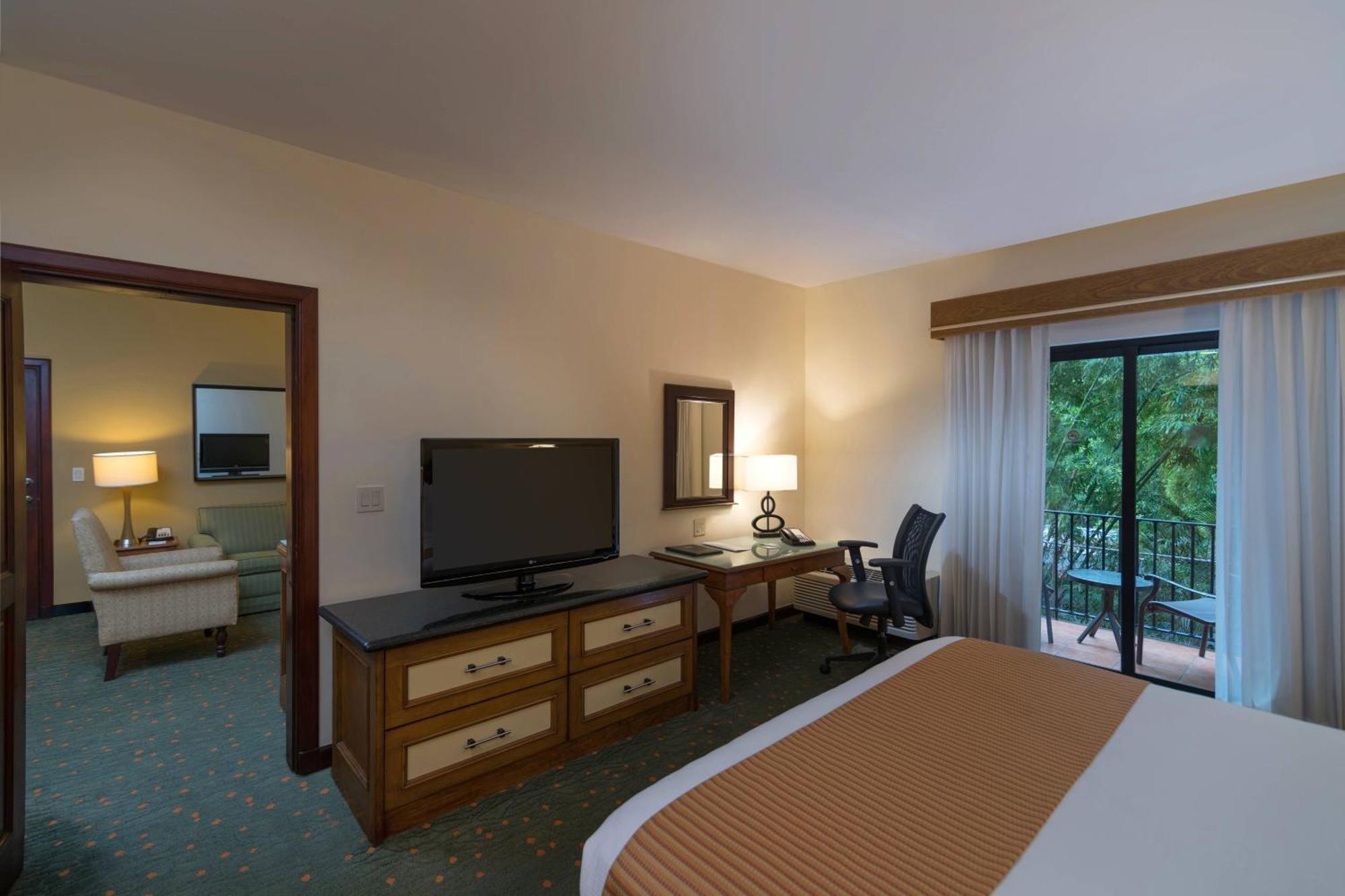 Hotel Courtyard By Marriott Santo Domingo Esterno foto