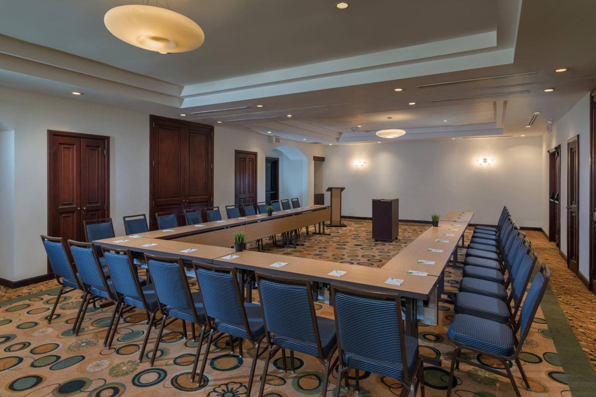 Hotel Courtyard By Marriott Santo Domingo Esterno foto