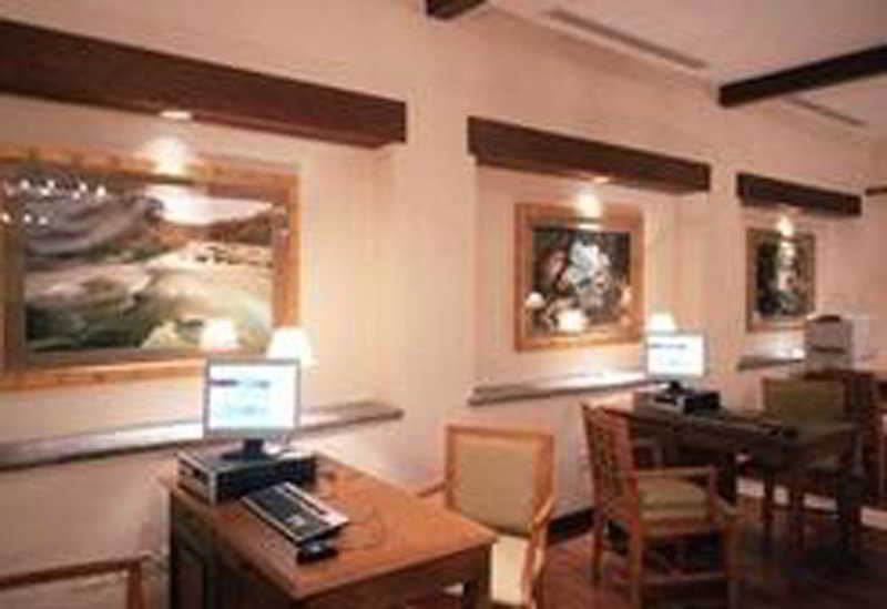 Hotel Courtyard By Marriott Santo Domingo Esterno foto